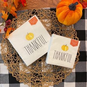 Rae Dunn ‘THANKFUL’ pumpkin napkins